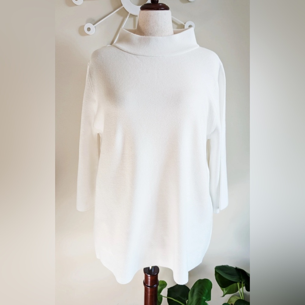 Woman's long, white sweatshirt, size medium, very soft, stretchy